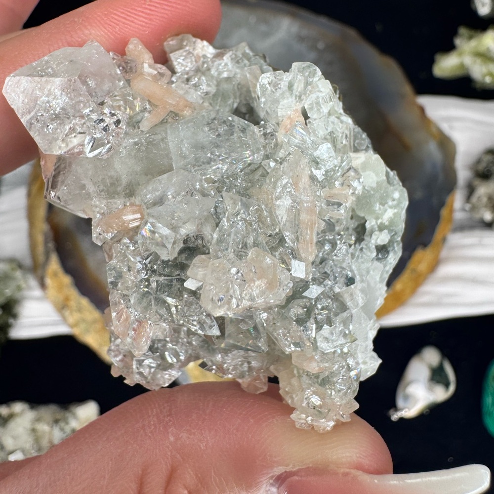 Stunning Zeolite Cluster | Stilbite & Apophyllite | High Grade Raw Crystal India - Picture 3 of 8